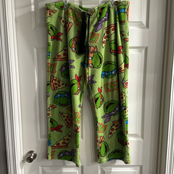 Size 2X TMNT pajamas - Picture 1 of 3